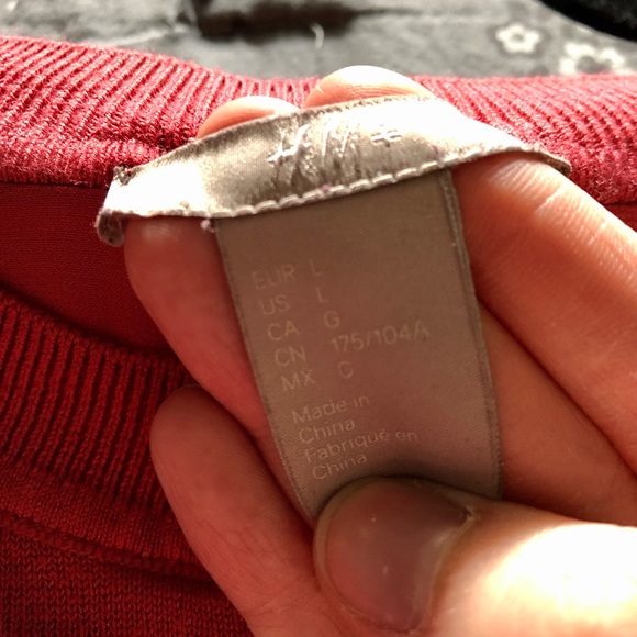 H&M knit top - Picture 5 of 5